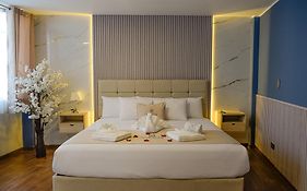 Andari Hoteles